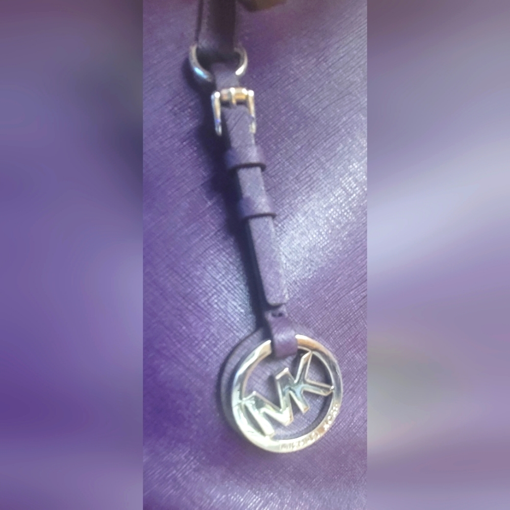 Michael Kors large purple tote - Picture 3 of 6